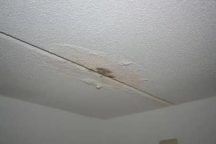 Waterschade plafond herstellen